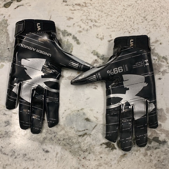 Kids UA football gloves. My son wore these for 4 games and out grew them. - Picture 2 of 5